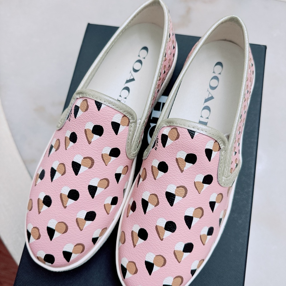 COACH special edition BLUSH HEARTS SLIP ON SNEAKER/NWB